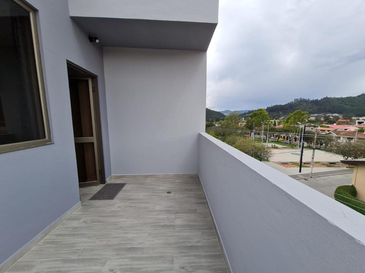 Hostal Morlaquita Cuenca Exteriör bild