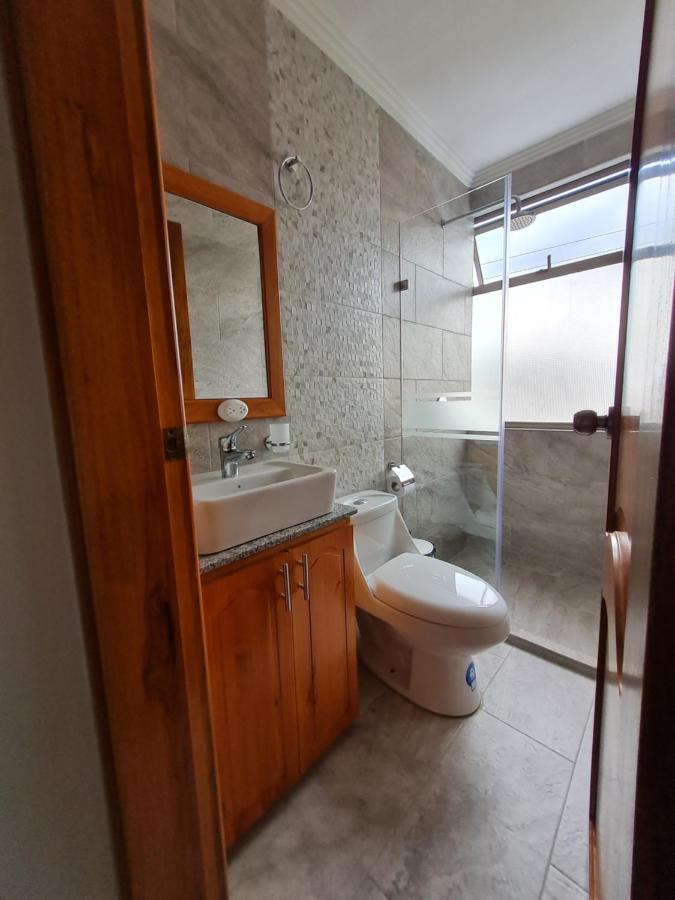 Hostal Morlaquita Cuenca Exteriör bild